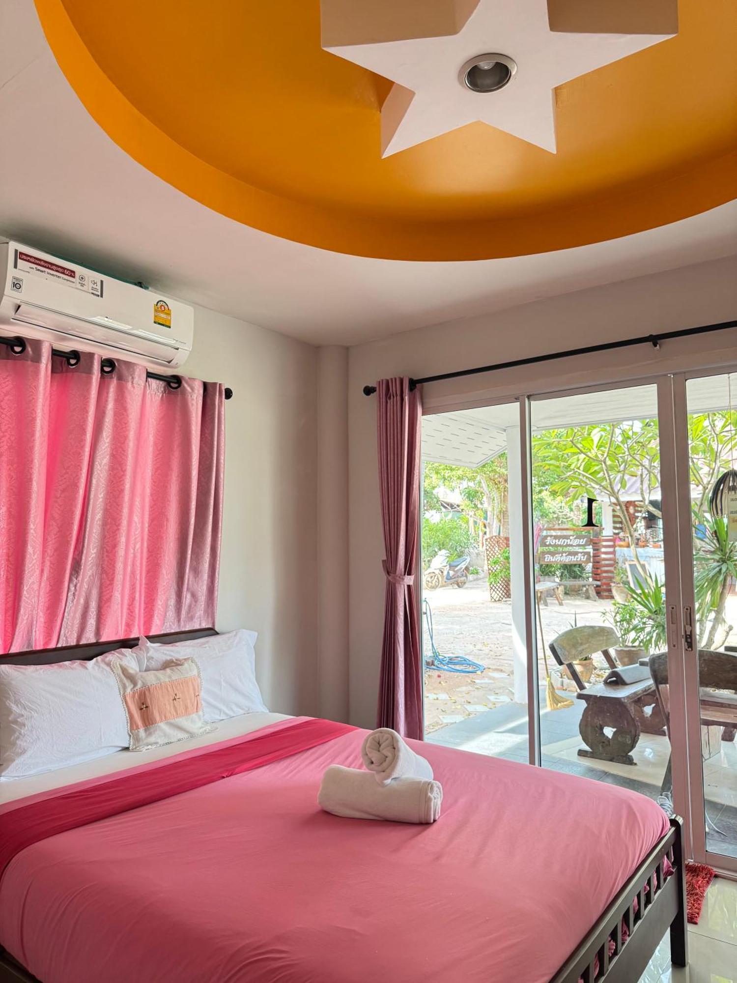 Rang Noknoy Resort At Kohlarn Екстер'єр фото