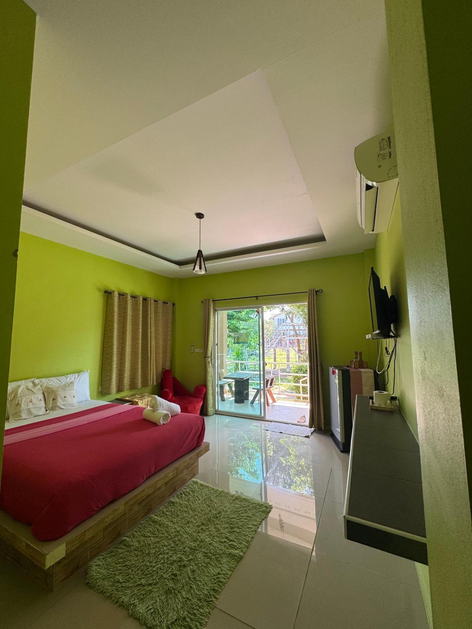 Rang Noknoy Resort At Kohlarn Екстер'єр фото